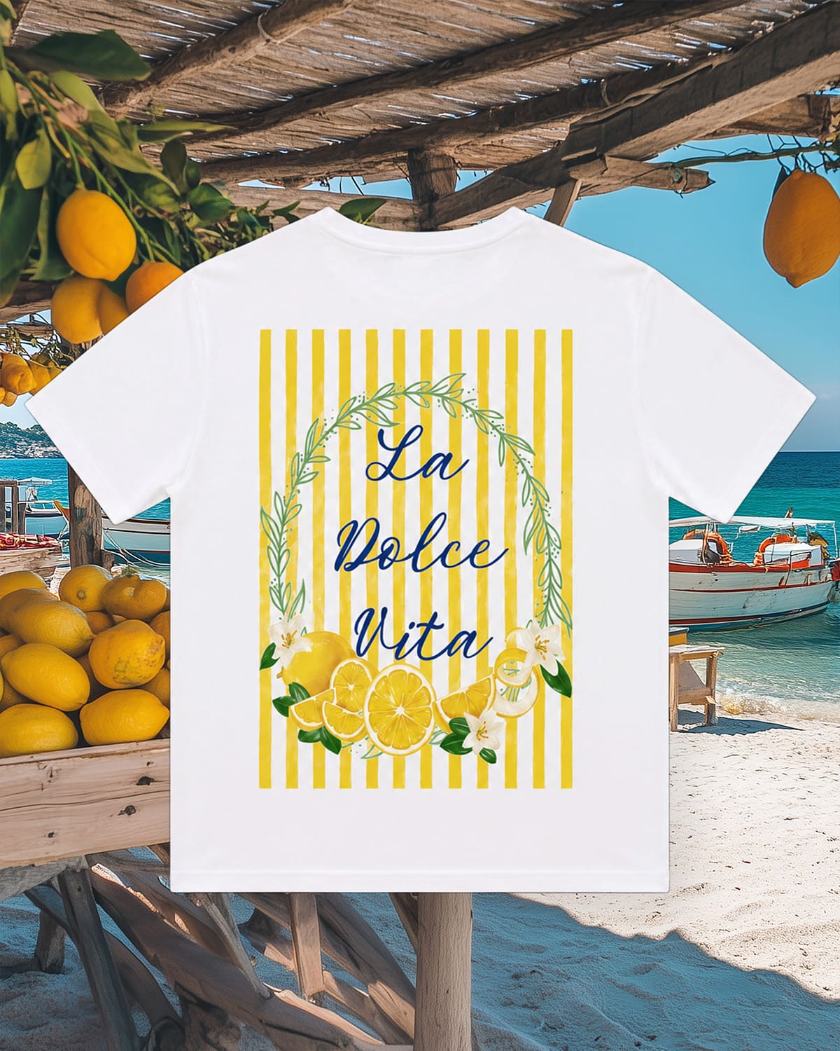 T-shirt Mago La Dolce Vita Lemon dos avec rayures jaunes et illustration citrons